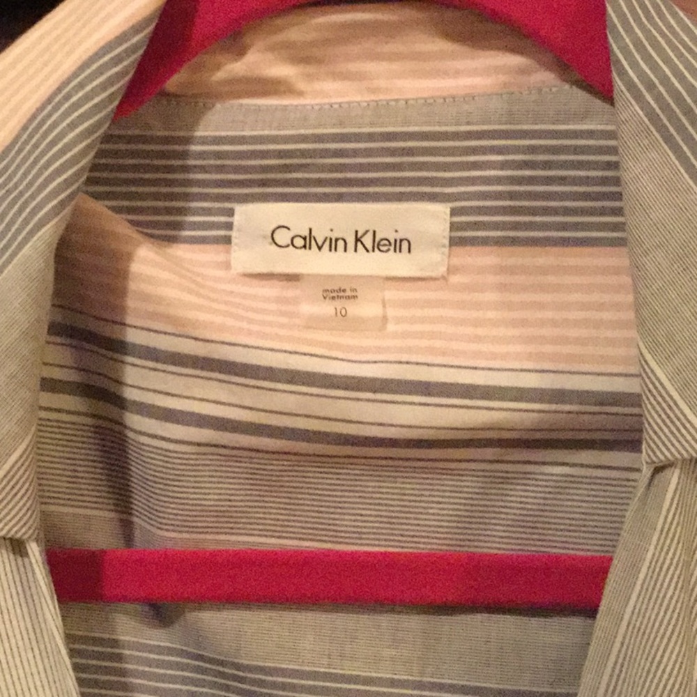 Calvin Klein wrap dress - Picture 2 of 4